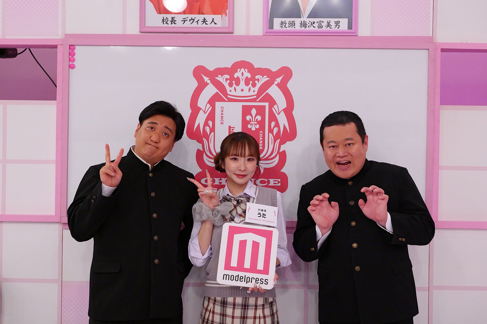 （左から）栗谷、うた、ともしげ（提供写真）