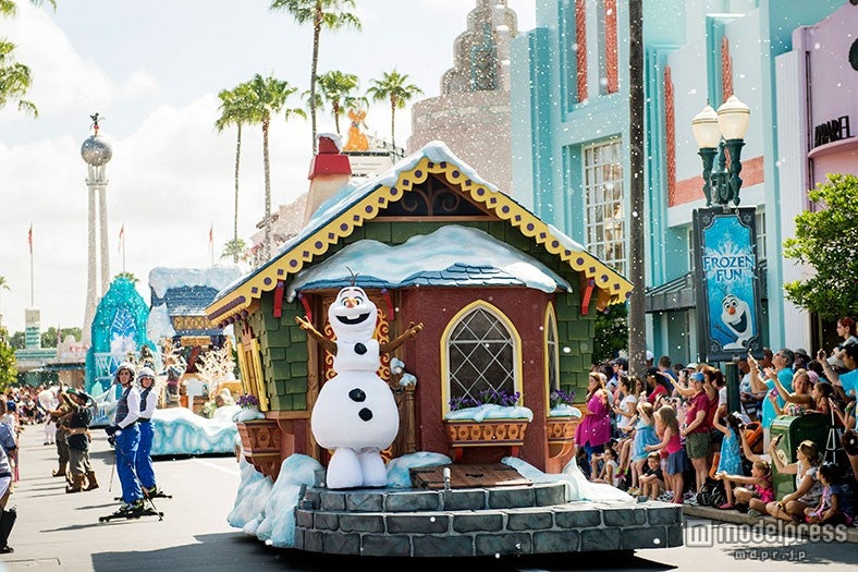 ディズニー・ハリウッド・スタジオ、パレード「フローズン・ロイヤル・ウェルカム」