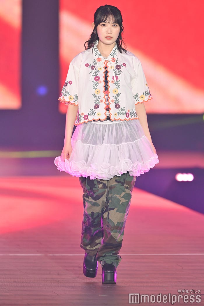 八木仁愛(C)モデルプレス