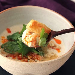 豆乳に「お酢」を注ぐだけでフワッフワ! 台湾の朝食グルメ「鹹豆漿(シェントウジャン)」の作り方