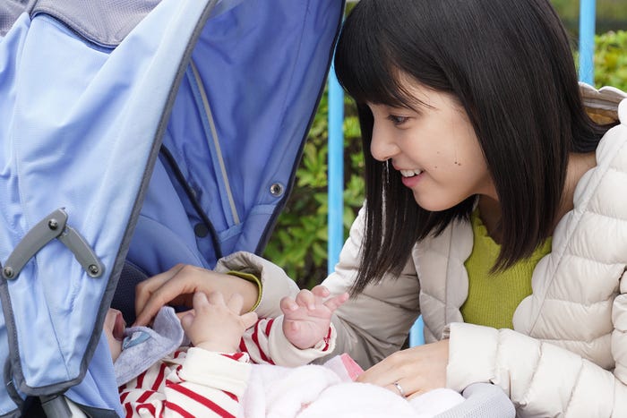 川島海荷「ドロ刑-警視庁捜査三課-」第6話(C)日本テレビ