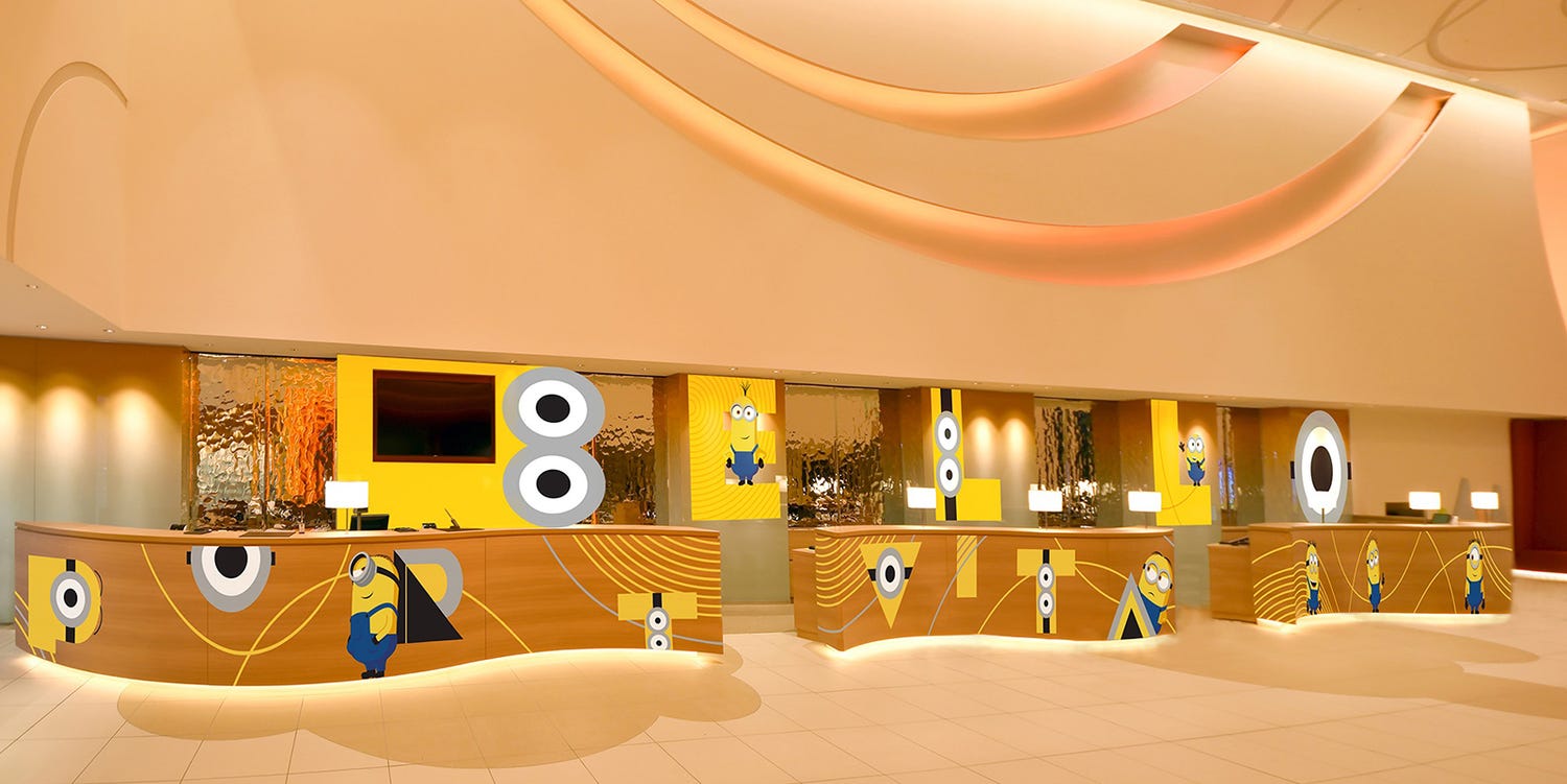 USJ公式ホテルで新ミニオン装飾「ベローミニオンズ!ロビーデコレーション」