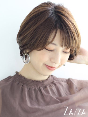 40代女性はショート パーマで美シルエットを作る 小顔見えする大人スタイル モデルプレス 40代女性はショート パーマで美シルエットを作る 小顔見えする大人スタイル モデルプレス