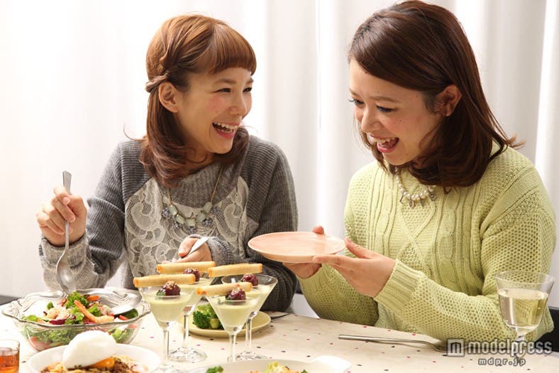 「saita」読者モデルブロガーが試食/「saita」1月号より/画像提供:セブン&アイ出版