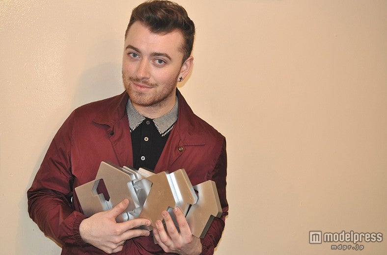 グラミー4冠サム・スミス、52年ぶりの偉業を達成