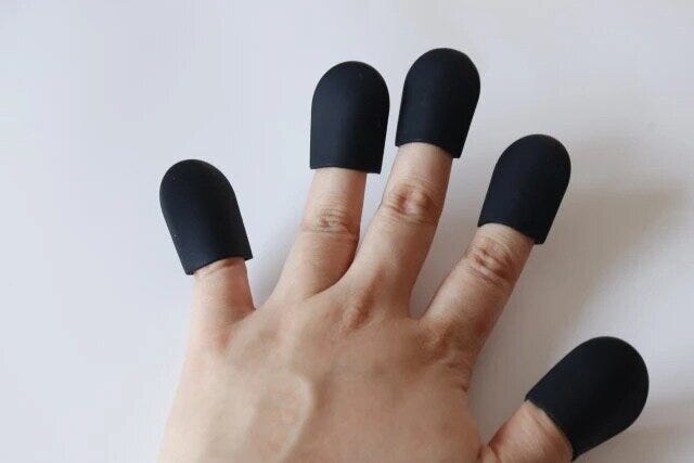 ダイソー　ネイルオフシリコーンカバー