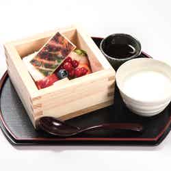 秋の糸守ムース甘酒付き¥1,180(C)2016「君の名は。」製作委員会