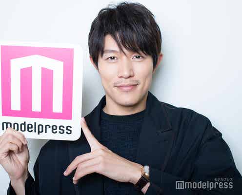 鈴木亮平、直筆サイン入りチェキプレゼント【2名様】