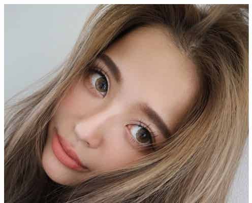 “ギャル界のカリスマ”モデル・佐野真依子(さのまい)、結婚 2ショットで報告