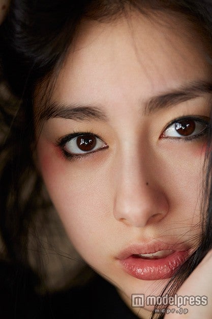 早見あかり、ももクロ時代・女優への転身…20歳の素顔を公開「本当に幸せ」