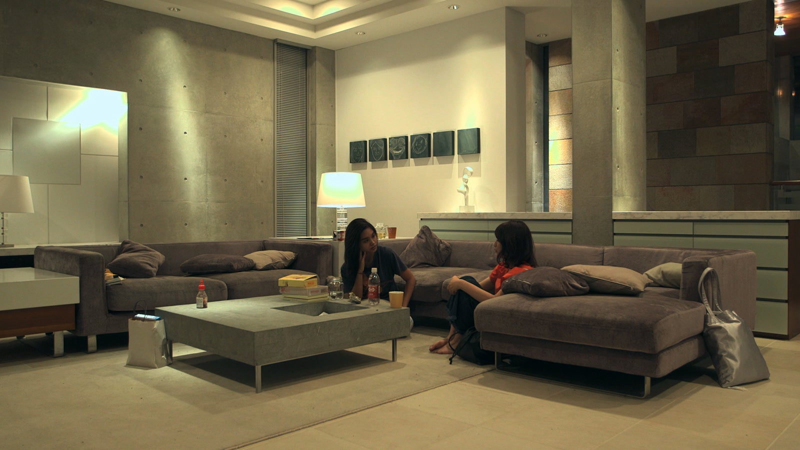 政子、理子『TERRACE HOUSE BOYS ＆ GIRLS IN THE CITY』44th WEEK（C）フジテレビ／イースト・エンタテインメント