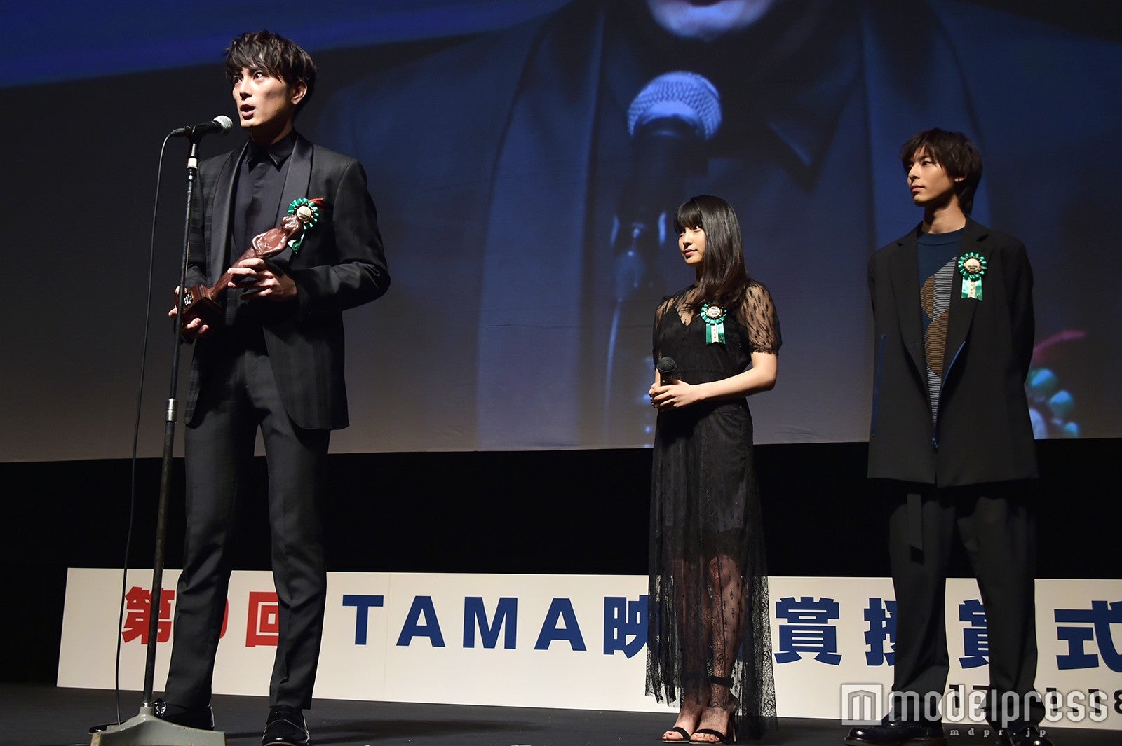 間宮祥太朗、土屋太鳳、高杉真宙（C）モデルプレス