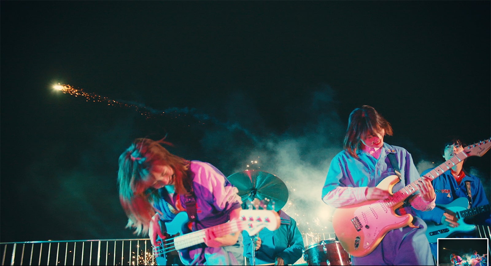 「hanabi」MVより（提供写真）