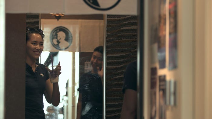 春花、悠介「TERRACE HOUSE TOKYO 2019-2020」14th WEEK(C)フジテレビ/イースト・エンタテインメント