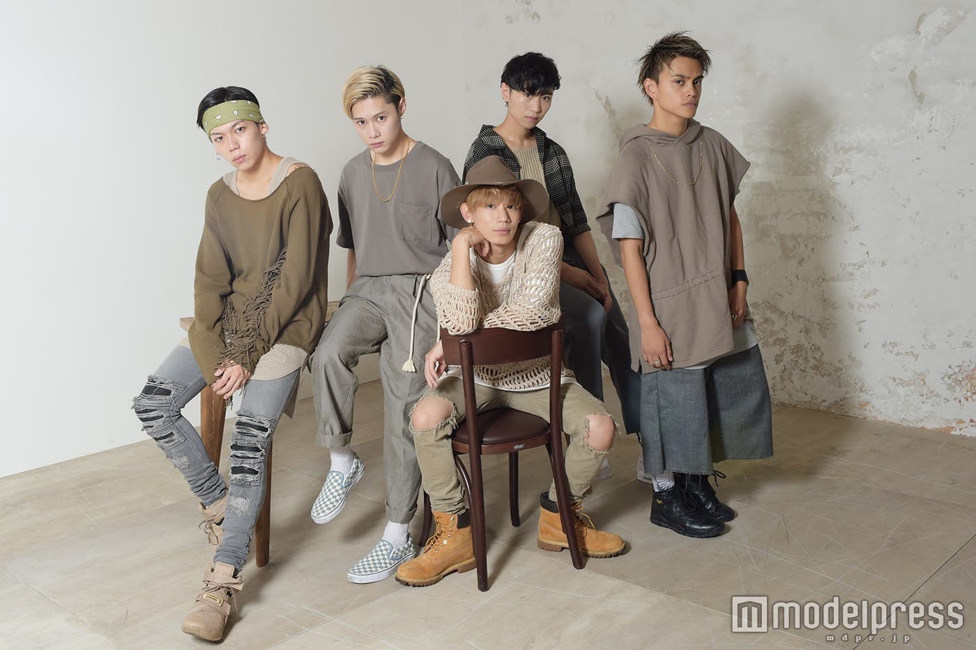 FlowBack(左から)JUDAI、MARK、TATSUKI、MASAHARU、REIJI(C)モデルプレス