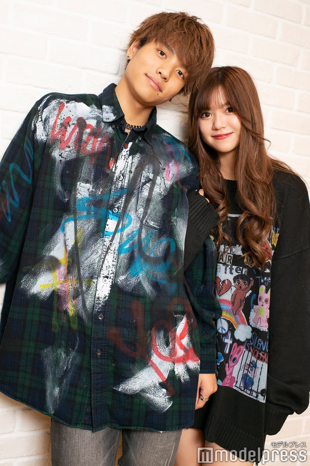 いぶき（木村伊吹）、じゅりり（西川樹里） （C）モデルプレス