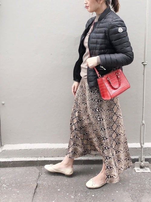 モンクレールダウンの冬コーデ15選 21 きれいめな着こなし方をご紹介 モデルプレス