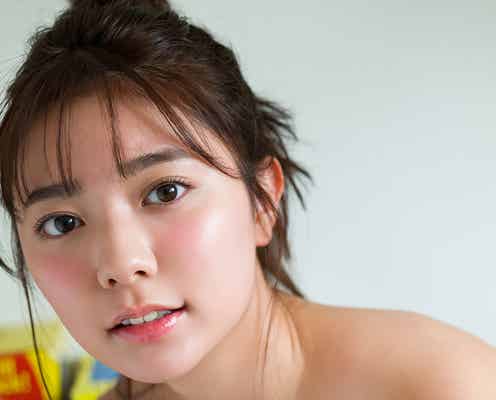 川津明日香、美バスト際立つ水着姿に釘付け