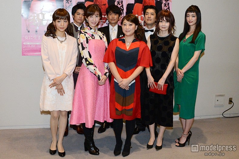 （前列左から）早織、ともさかりえ、友近、YOU、入山法子（後列左から）大村学、長谷川朝晴、堀部圭亮