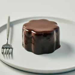 【生フロルケーキ】(ブラック、税込1540円)/提供画像