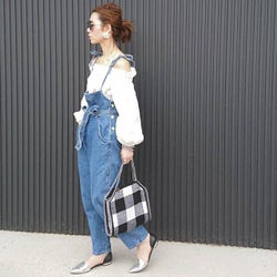 今すぐ着られてロングシーズン使える♥ アラサーのワードローブに加えるべき服は”サロペット”です!