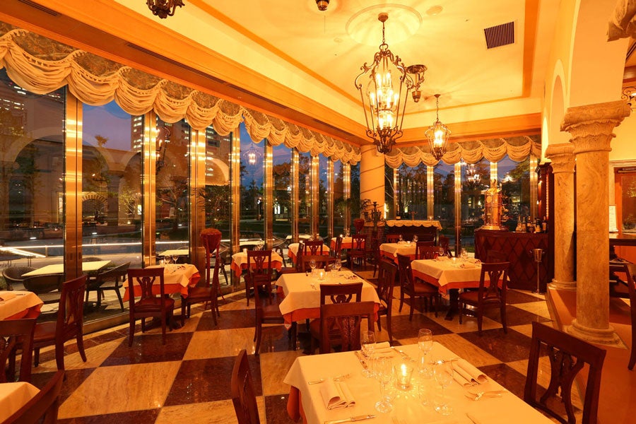 LEONE MARCIANO　内観