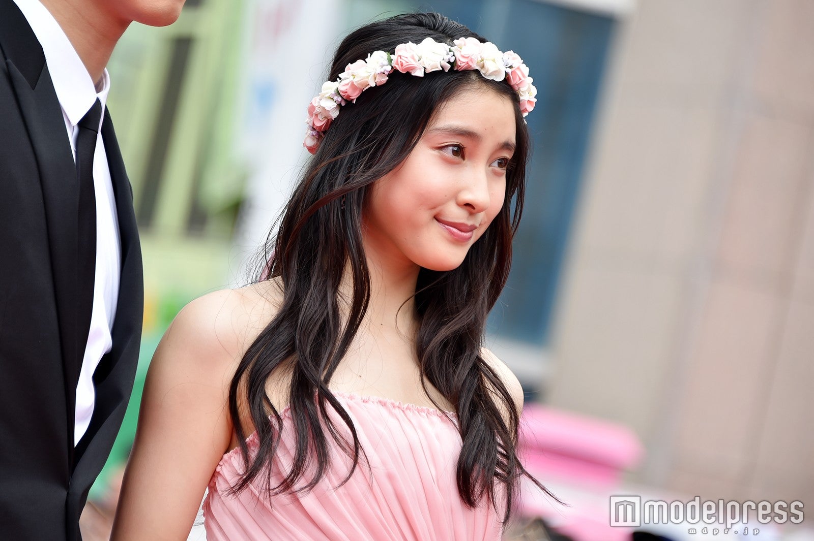 土屋太鳳 ／「島ぜんぶでおーきな祭 第9回沖縄国際映画祭」のレッドカーペットより（C）モデルプレス