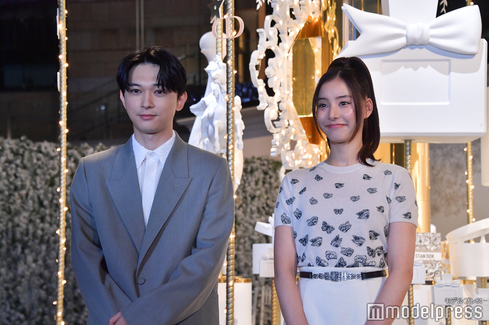 吉沢亮、新木優子（C）モデルプレス