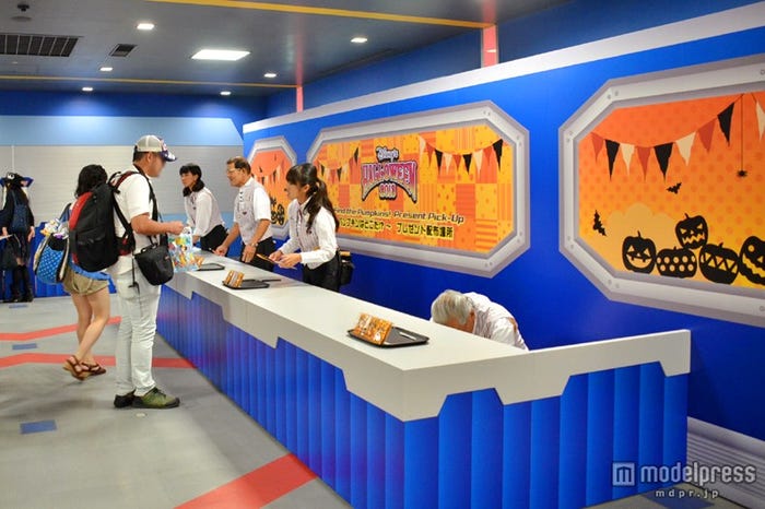 体験プログラム「Find the Pumpkins!~パンプキンはどこだ!?~」のゴール/トゥモローランド・ホール