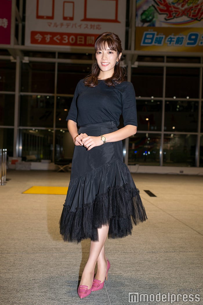 三谷紬アナウンサー/「ABEMA NEWS×モデルプレス」アナウンサー連載Vol.1 (C)モデルプレス