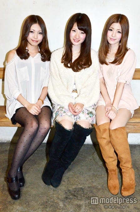 (左から)清水さん、菊田さん、森さん