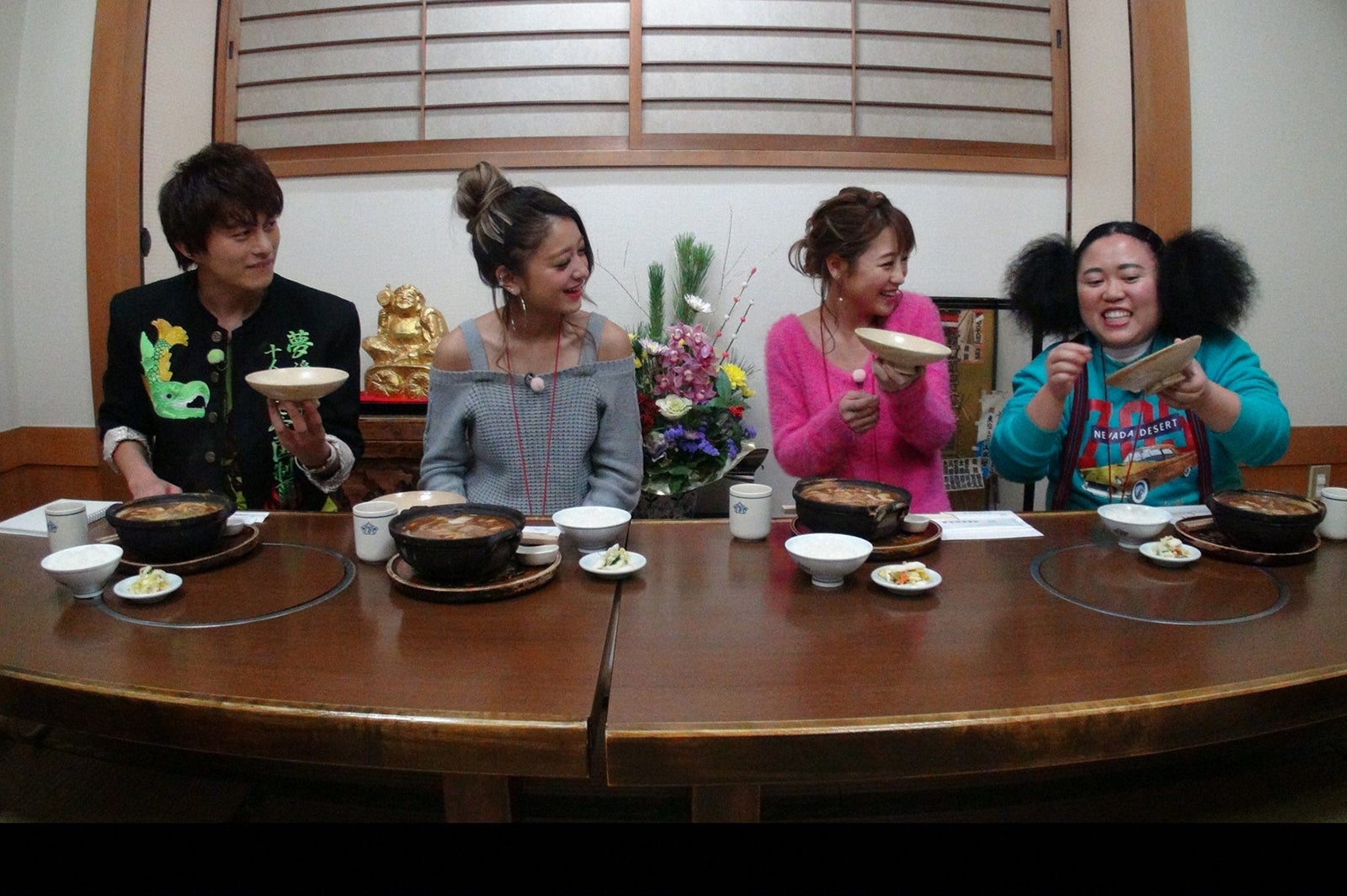 （写真左から）小林豊（ボイメン）、みちょぱ、鈴木奈々、江上敬子（ニッチェ）（C）TBS