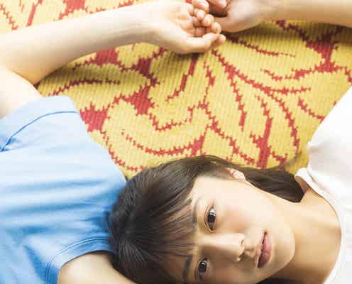 乃木坂46・5期生五百城茉央&冨里奈央、顔寄せ合ったほんわかショットで魅了<独占カットあり>