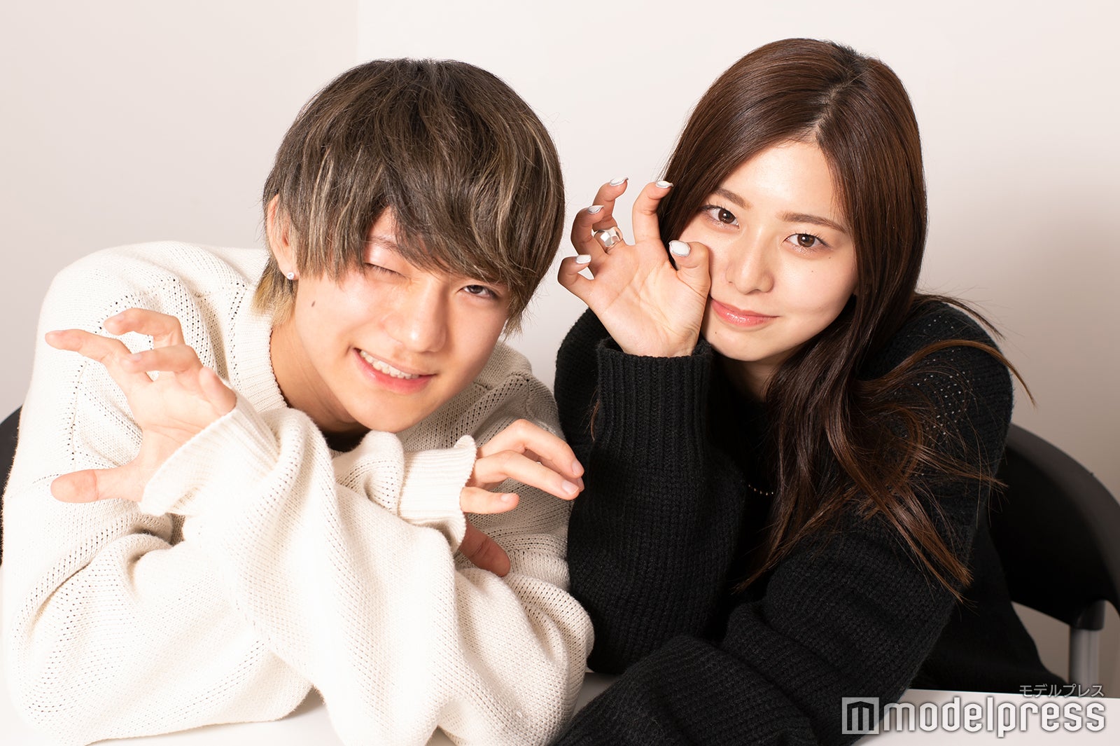 YOSHIKI EZAKI、momoca（C）モデルプレス