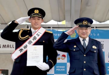 阪神・早川“安心安全”投球だ 尼崎東警察署「一日署長」でローテ入り宣言「見ていて安心できるピッチングを」