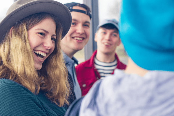 早く声かけなきゃっ 男に 口説かれる女性 の共通点4つ モデルプレス