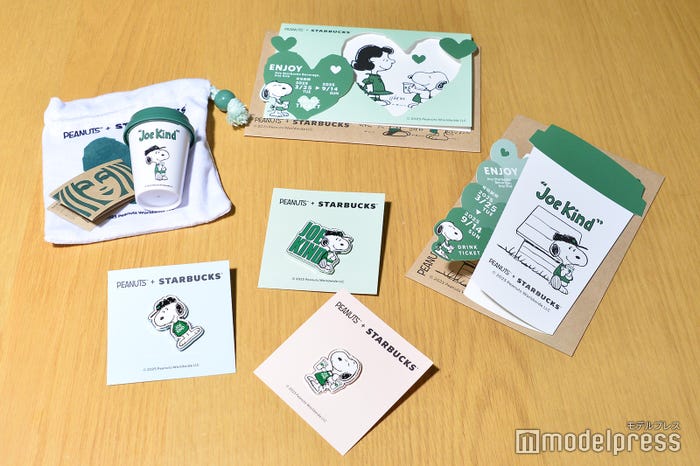 グッズ(C)モデルプレス