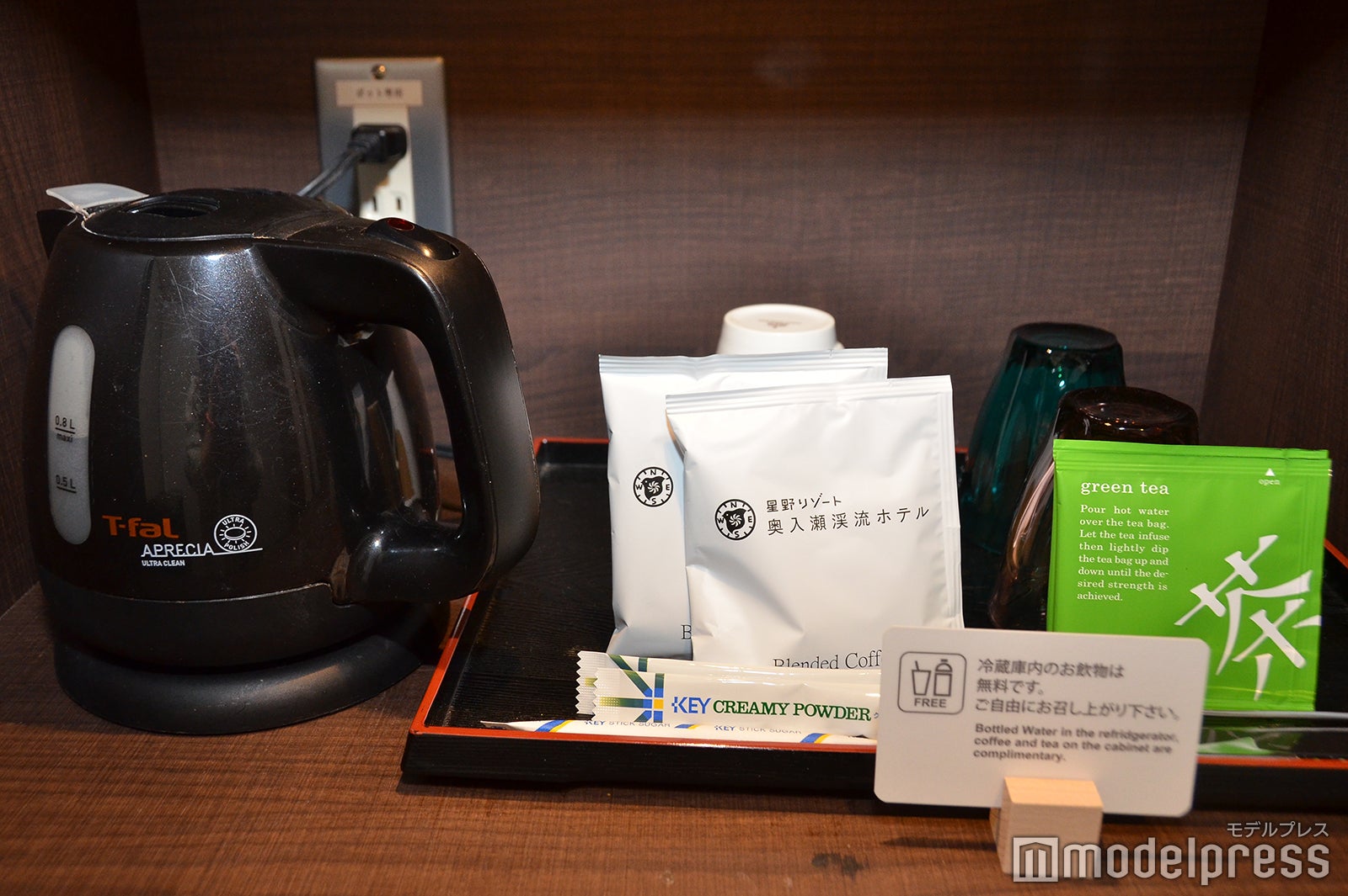 サービスのドリンク （C）モデルプレス