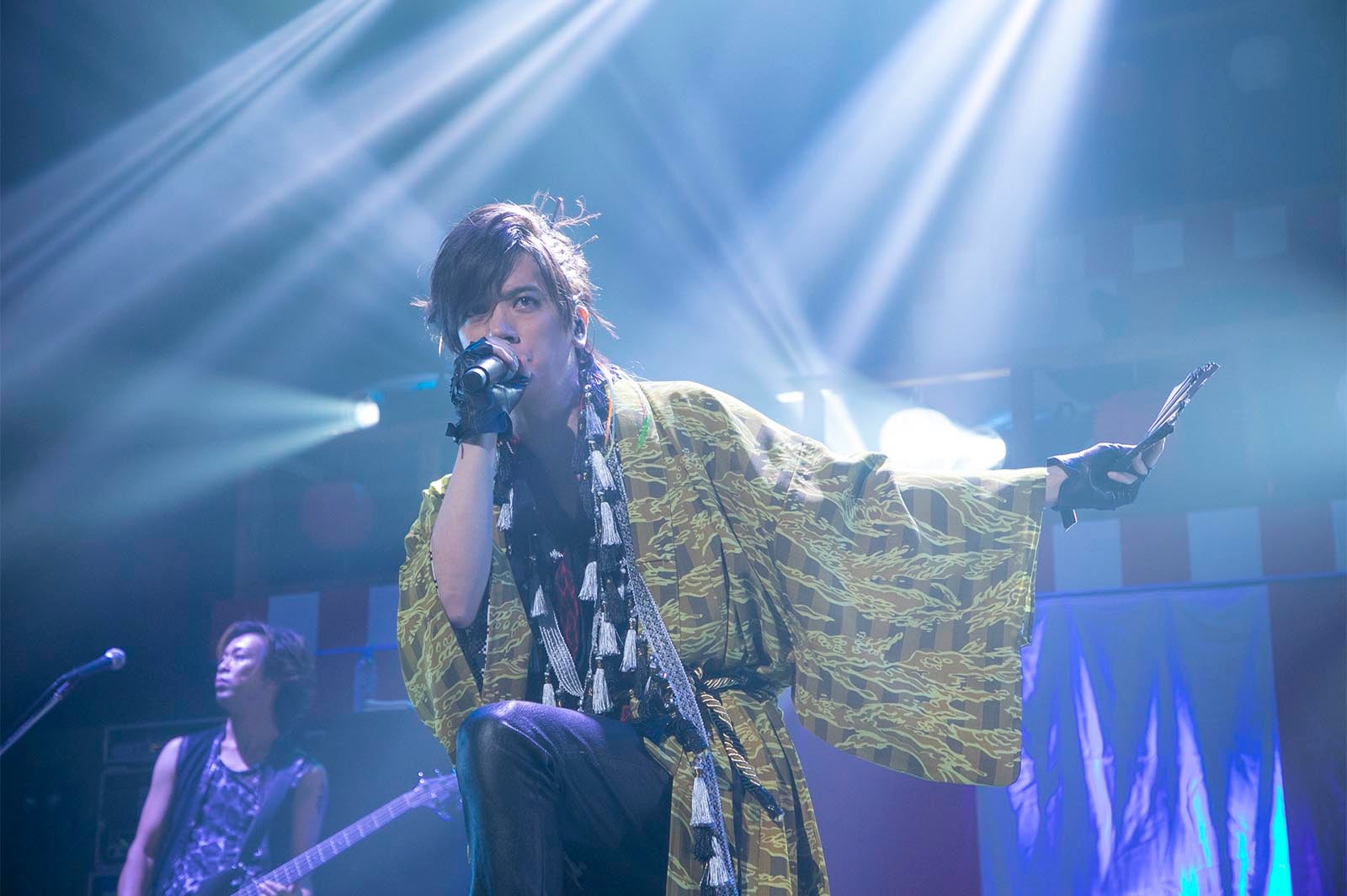 DAIGO（写真：米山三郎、深野輝美、冨田望）