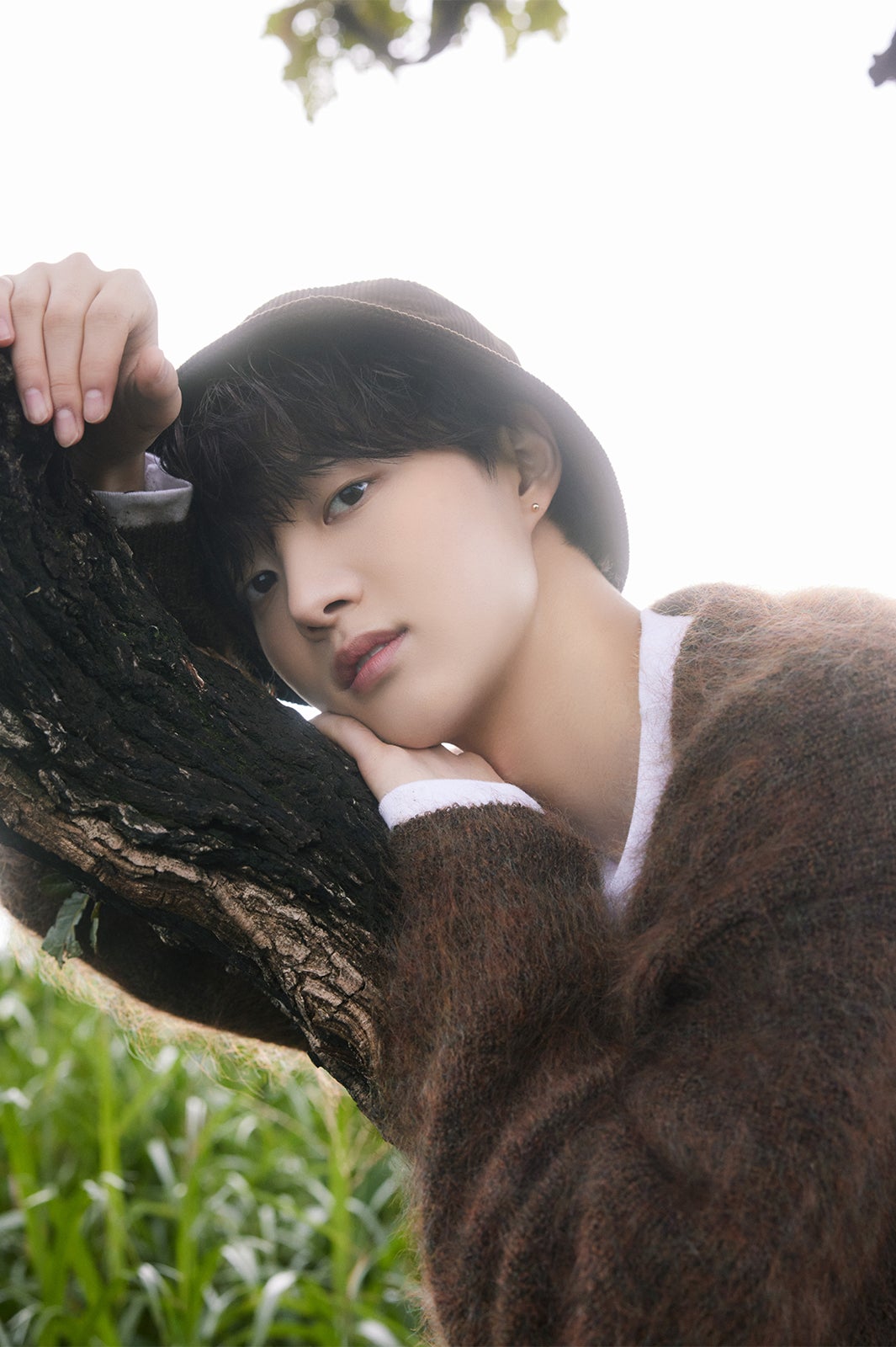 EJ「JUVENILE」 （C）HYBE LABELS JAPAN