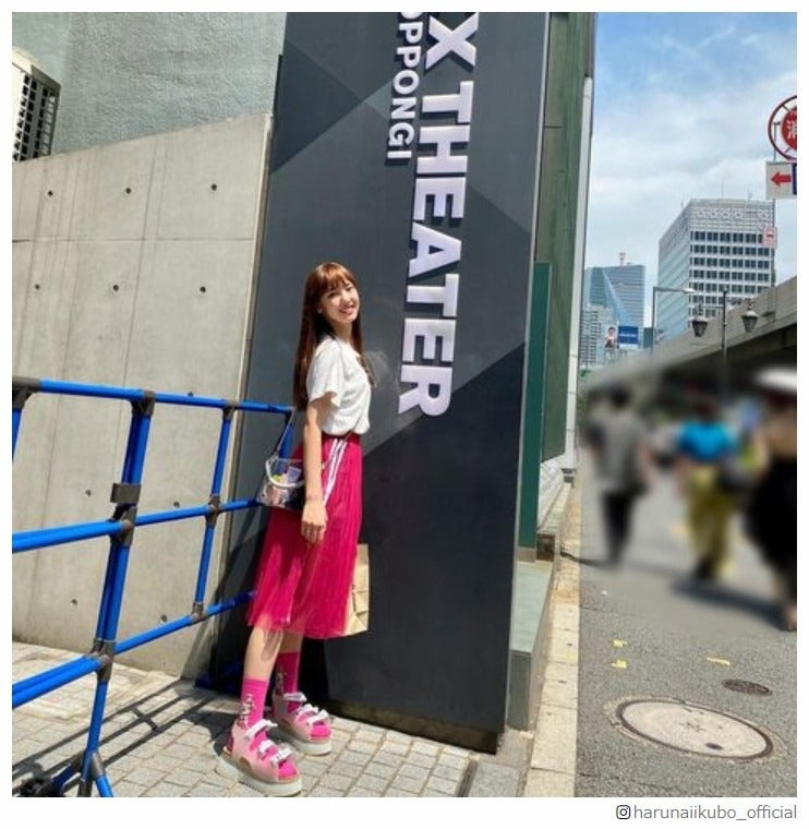 元モー娘。飯窪春菜、少年忍者・川崎皇輝のメンバーカラー意識でライブ参戦「ハロプロの現場とは違う」