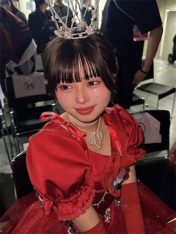 「今日好き」"おひなさま"長浜広奈、真っ赤なドレスで超十代FES魅了「本当のお姫様になれて幸せでした」