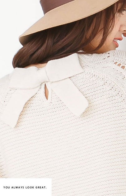 ケーブル×透かし編みバックリボンニットプルオーバートップス「神戸レタス」2980円（税込）／画像提供：神戸レタス