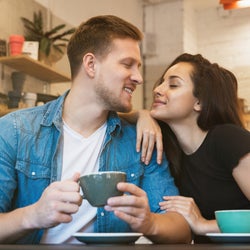 ずっと一緒にいたいから 彼といつまでも ラブラブでいる秘訣 4選 モデルプレス