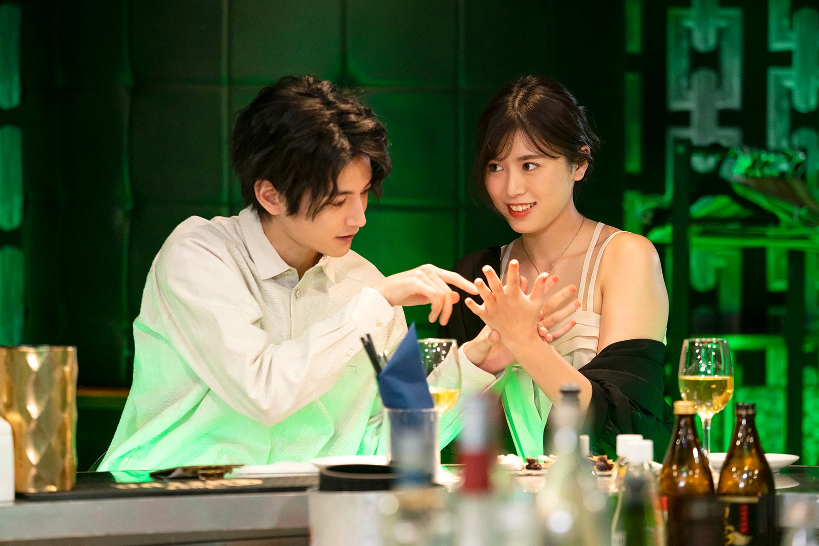 渡邊圭祐、北向珠夕 （C）2023「恋のいばら」製作委員会