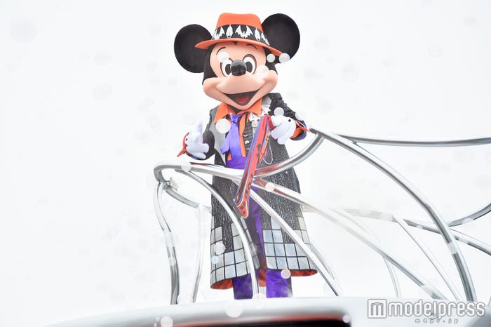 「ハロウィーン・ポップンライブ」(C)モデルプレス(C)Disney