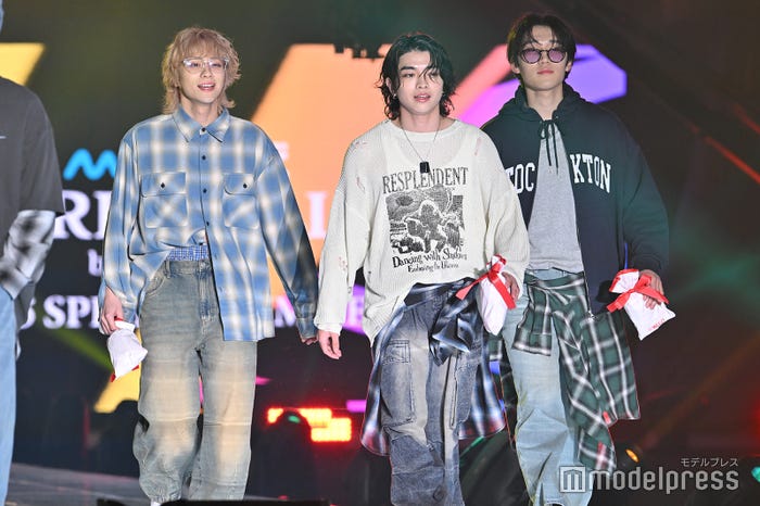 山下幸輝、宮武颯、鈴川直弥/WILD BLUE(C)モデルプレス