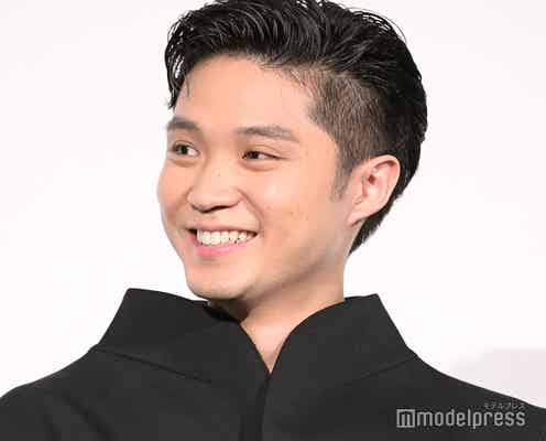磯村勇斗、ベテラン女優陣からの“王子呼び”に大照れ&恐縮「汗が…」<波紋>