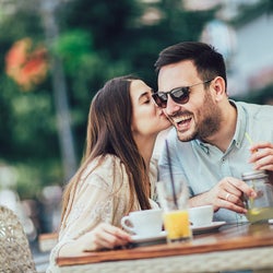 幸せそうだね ってどういう意味 女性同士の会話に潜む嫌味を見分けよう モデルプレス
