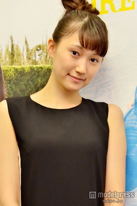 佐々木希、桐谷美玲に続く抜擢　期待の17歳モデルは不思議ちゃん？